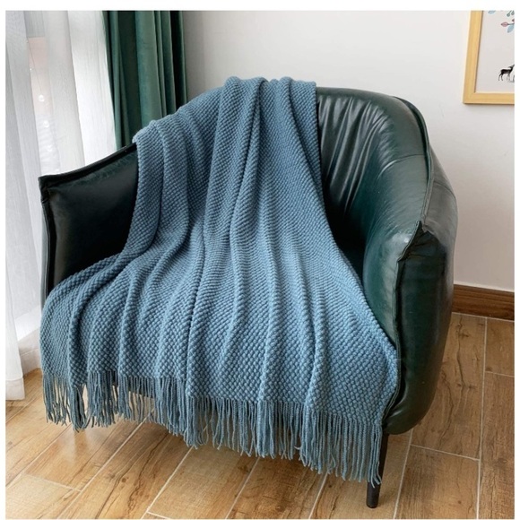 Cozy Knit Turquoise Teal Fringe Warm Blanket/Shawl for Couch/Bedroom/Dorm/Patio - Picture 6 of 16